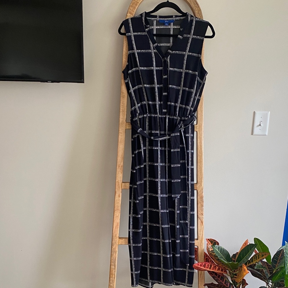 Apt. 9 Navy Sleeveless Jumpsuit with Checkered Pattern
